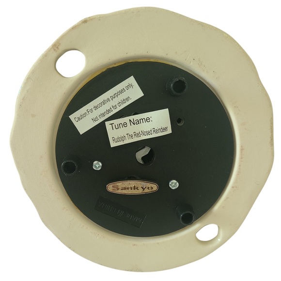 Sankyo Christmas Musical Snow Globe Rudolph The Red Nosed Reindeer - Picture 3 of 5